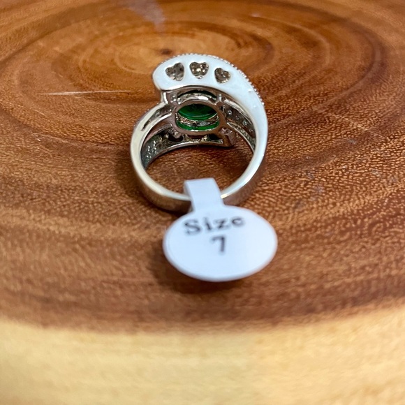 Simulated Emerald & Pave CZs Hyperbola Style Cocktail Statement Ring White Gold - Picture 3 of 6